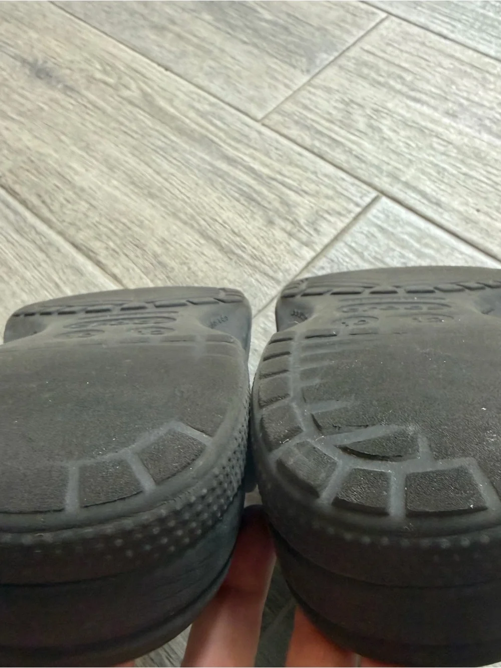 Crocs Classic Clog Black Unisex Adults Size M10 W12 Slip on Comfort Shoes